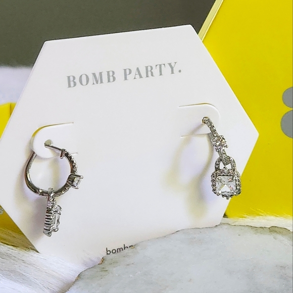 NWT Bomb Party 'Let's Get Glam' Diamond Cubic Zirconia Rhodium Earrings - Picture 4 of 5